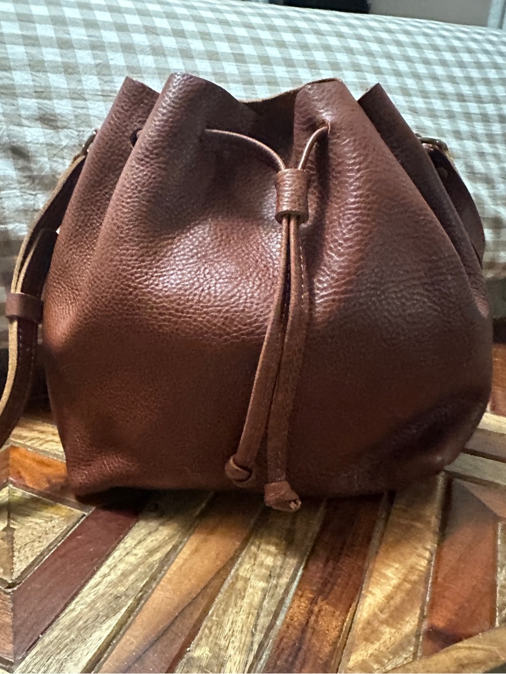 Portland Leather OG bucket bag